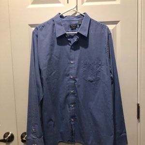Van Heusen Never Tuck Slim Fit Button Up Long Sleeve Shirt - XL - Blue